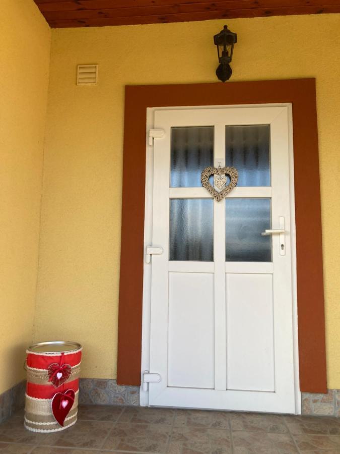 Tiszavirag Vendeghaz Apartman Tiszacsege Kültér fotó